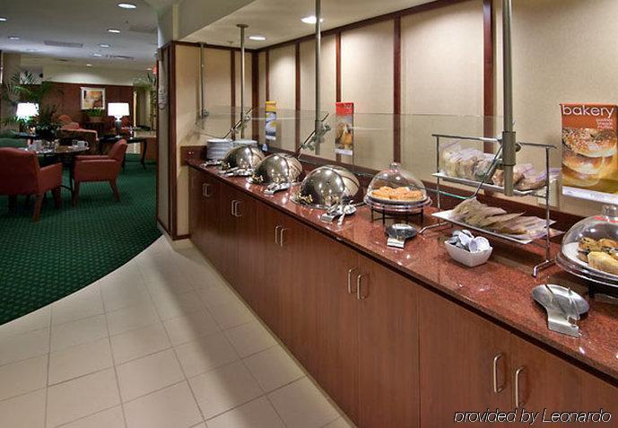 คอร์ตยาร์ด เบอร์มิงแฮม ทรัสวิลล์ Hotel ร้านอาหาร รูปภาพ